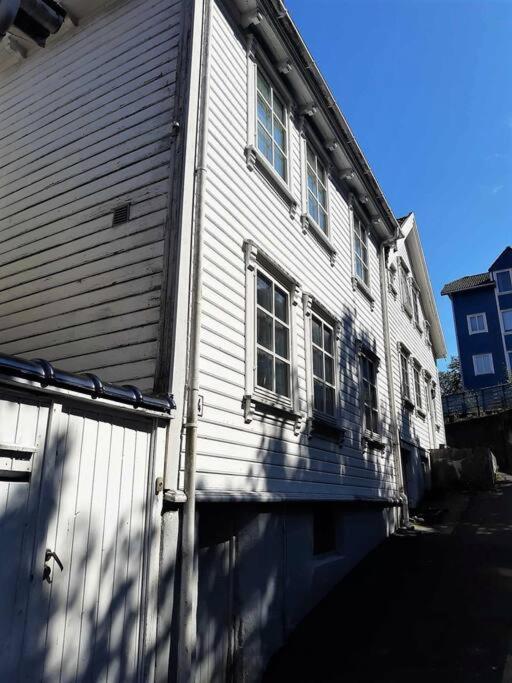 Sentral Leilighet I Appartement